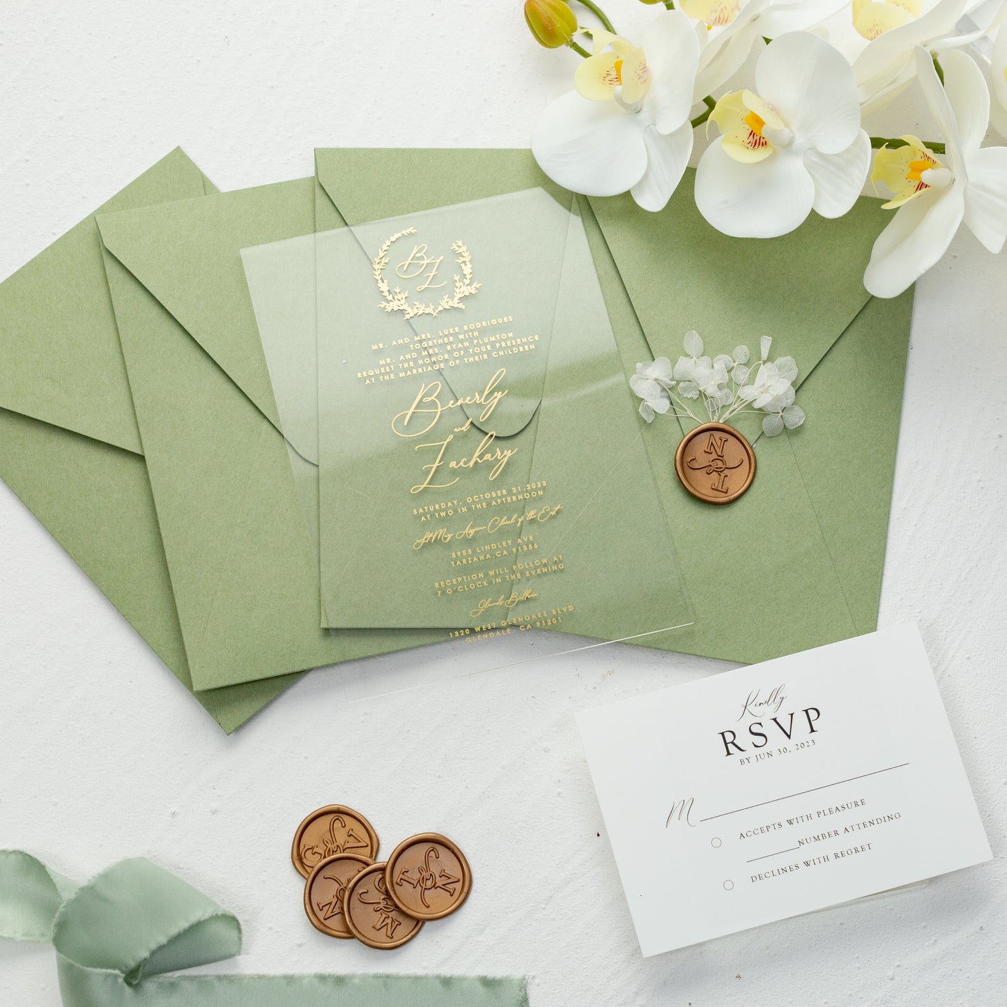 Modern Monogram | Clear Acrylic Wedding Invitation | TWEACR37